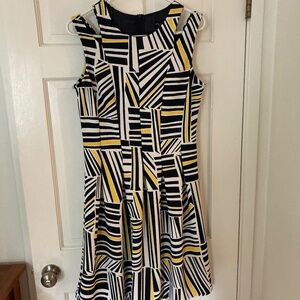 Fun Preppy Geometric Print Dress - size 8